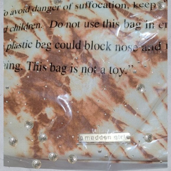 Madden girl large Tote with matching cosmetic bag NWT - Picture 7 of 13